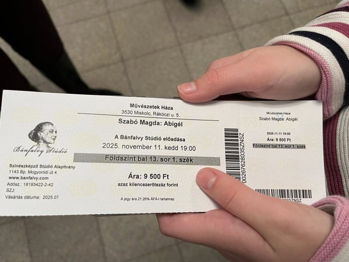 Abigél előadáson a 8.b