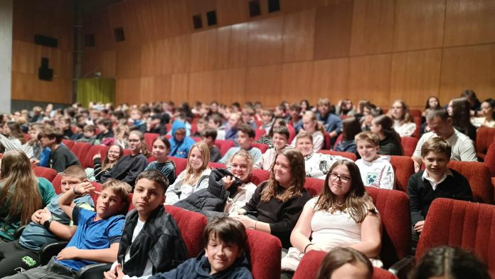 Messenger_creation_1DD8A9A3-4A06-4729-A59D-7145736A7AF8